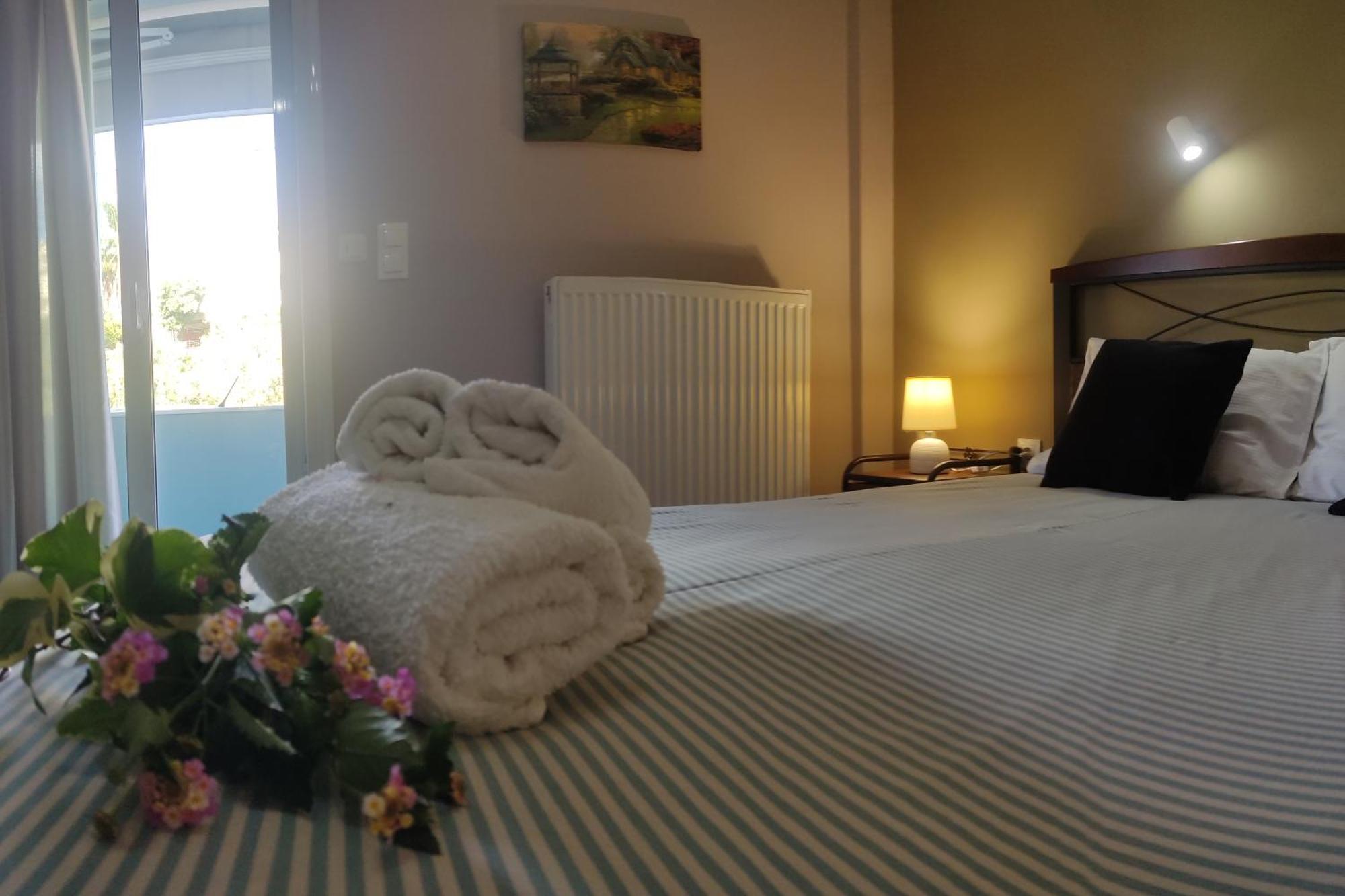 Vasilikis Apartment Kalamata Esterno foto